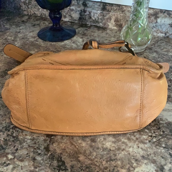 B Makowsky Leather Shoulder Bag - Picture 5 of 10